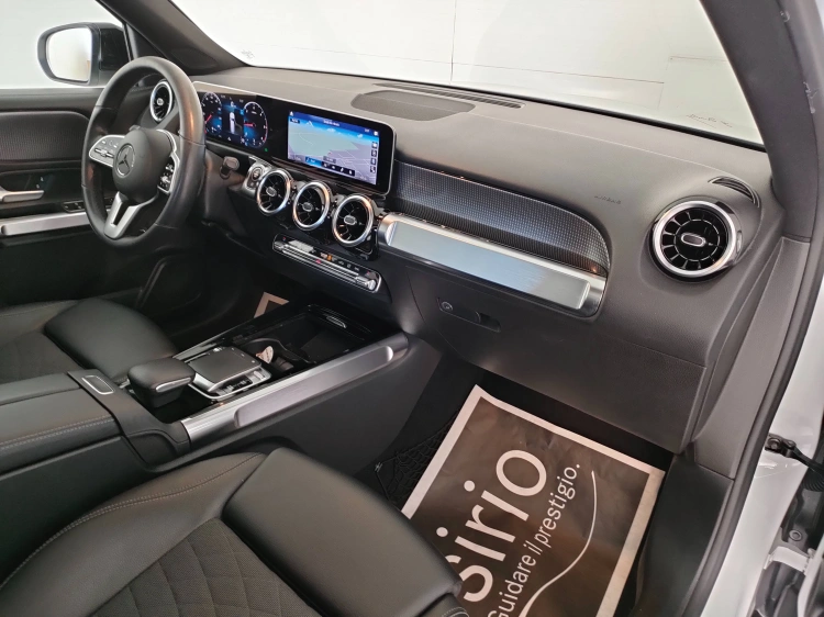 10 - Mercedes-Benz GLB 200 d Sport Plus 4matic auto