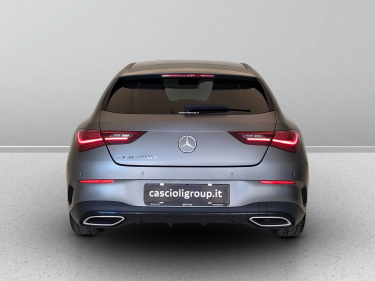 4 - Mercedes-Benz CLA Shooting Brake 200 d AMG Line Premium Plus auto