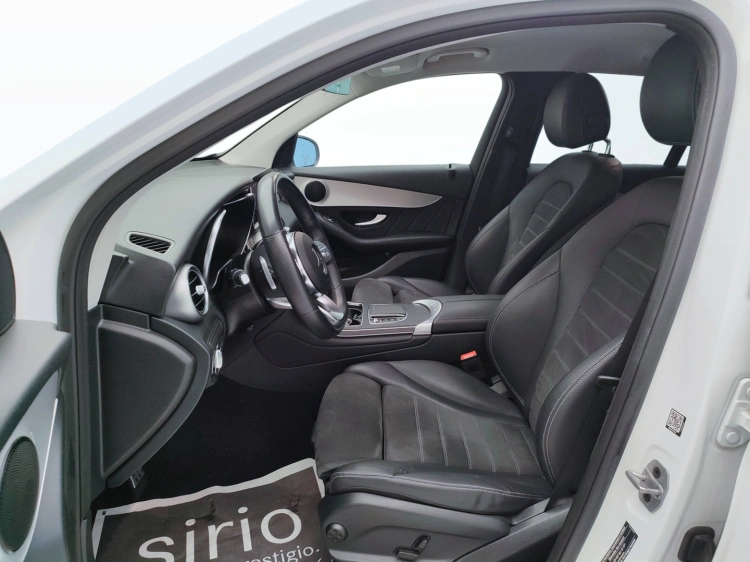 15 - Mercedes-Benz GLC 220 d Premium 4matic auto