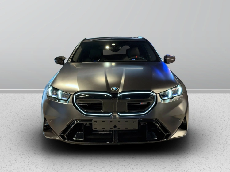 2 - BMW M M5 M5 Touring