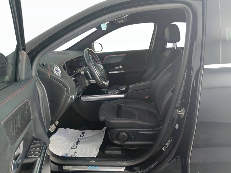 9 - Mercedes-Benz EQA 250 Premium