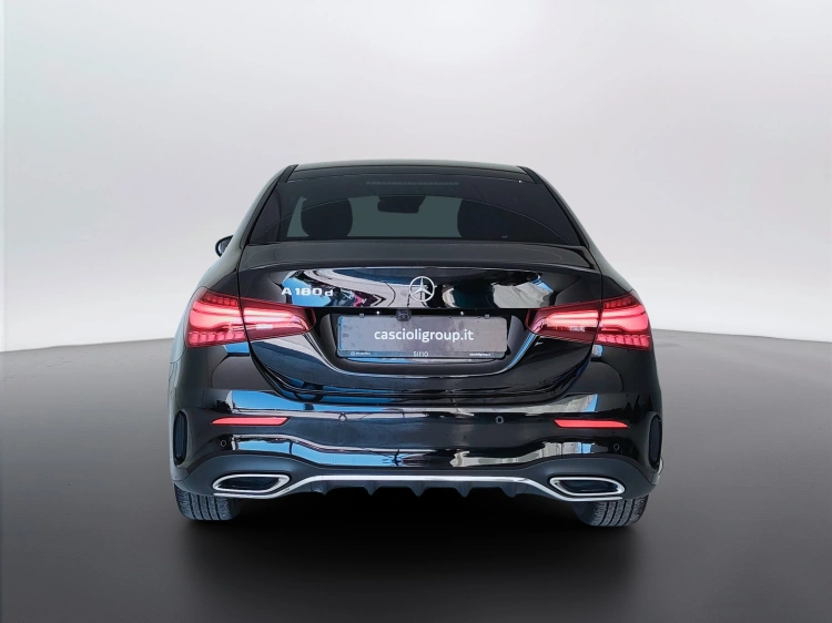 6 - Mercedes-Benz Classe A 180 d Automatic