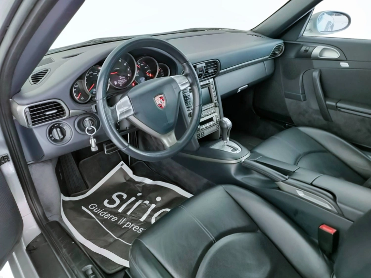 10 - Porsche 911 911 Cabrio 3.6 Carrera