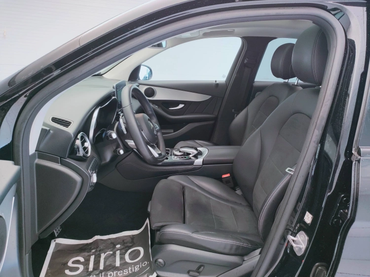 18 - Mercedes-Benz GLC 250 d Night Edition 4matic auto