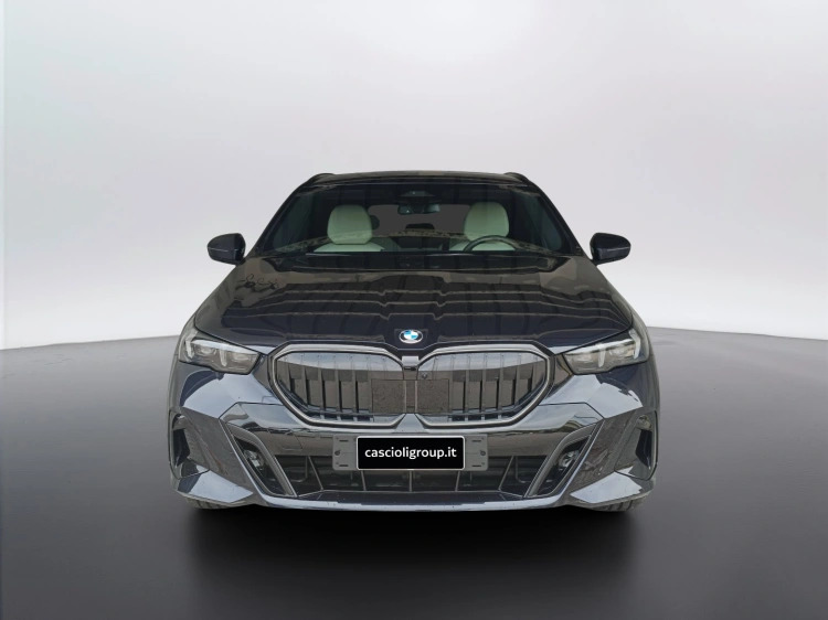 2 - BMW Serie 5 520d Touring 48V xdrive MSport Pro auto