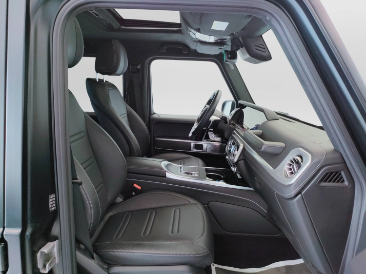 11 - Mercedes-Benz Classe G 450 d AMG Line 367cv auto