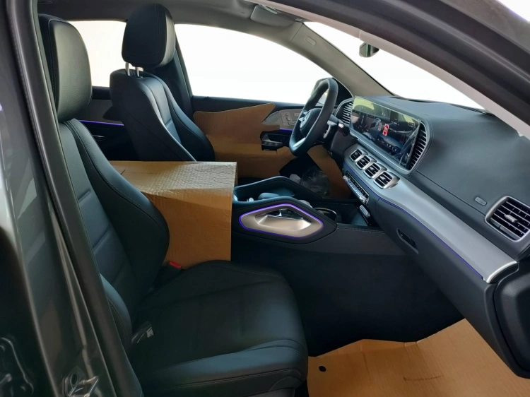 12 - Mercedes-Benz GLE GLE 300 d 4MATIC Coupe