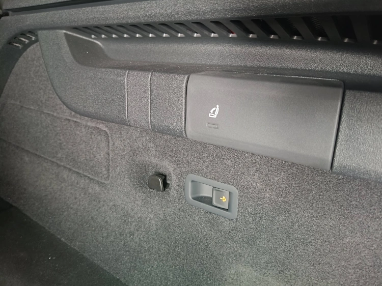 20 - Volkswagen Touran Tayron 2.0 tdi R-Line Plus 4motion 193cv dsg 7p.ti