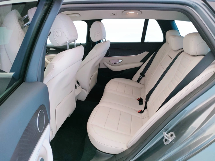 9 - Mercedes-Benz Classe E SW 300 de phev (eq-power) Premium 4matic auto my20