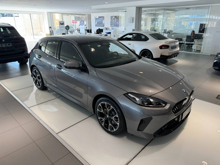 10 - BMW Serie 1 BMW 120d