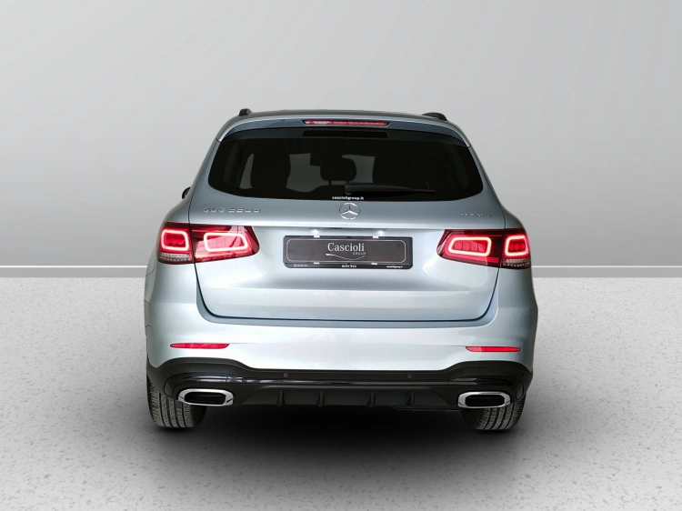 4 - Mercedes-Benz GLC 220 d Premium 4matic auto