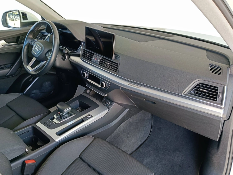 10 - Audi Q5 Audi Q5  40 2.0 tdi mhev 12v business advanced quattro s-tro