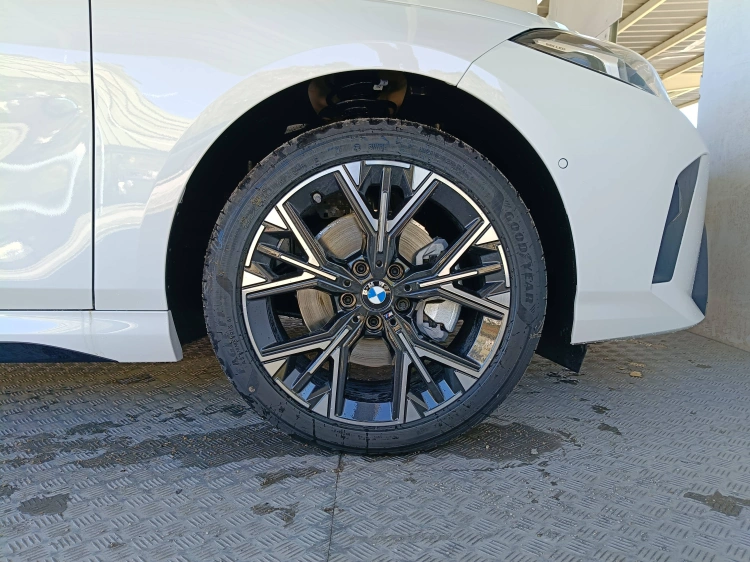12 - BMW Serie 1 BMW 118d