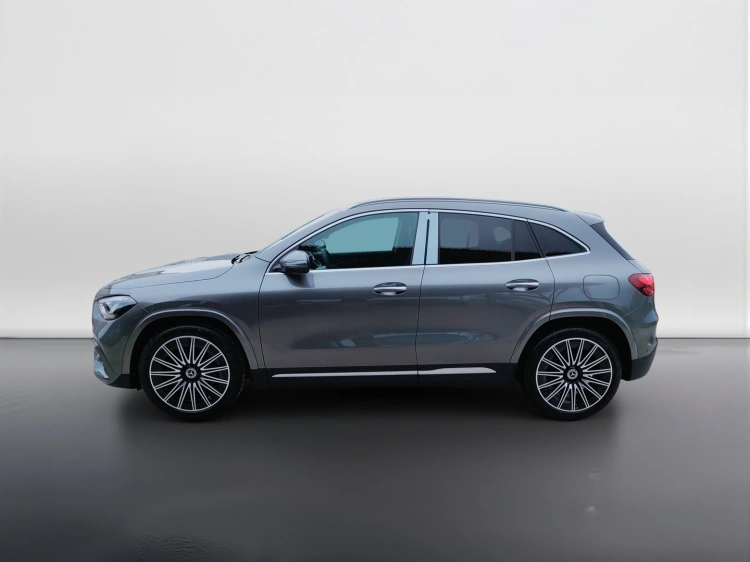 3 - Mercedes-Benz GLA 200 d automatic