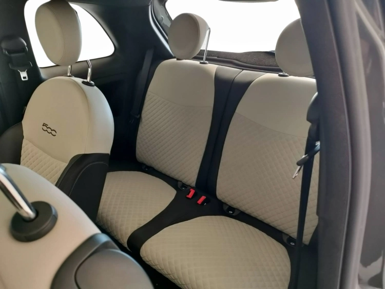 10 - Fiat 500 500 1.0 hybrid Dolcevita 70cv