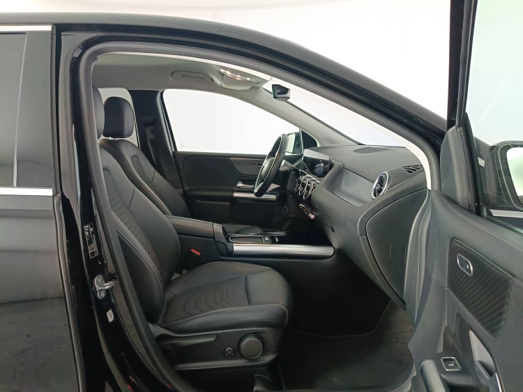 11 - Mercedes-Benz Classe B 180 d Progressive Advanced auto