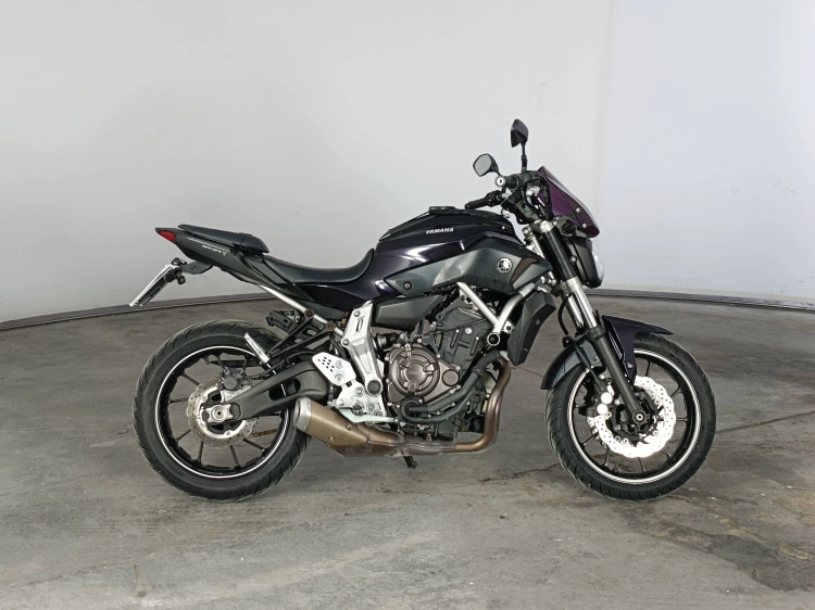 1 - Yamaha MT MT-07 690 Abs