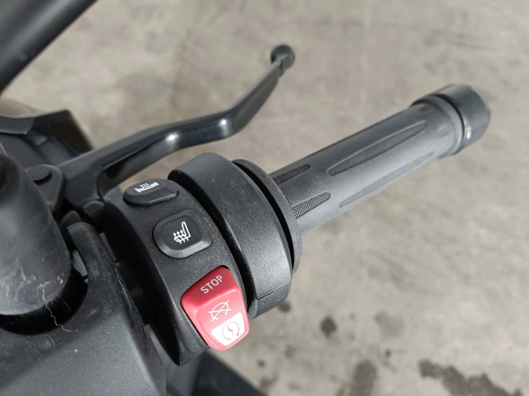 8 - BMW Motorrad C Scooter C 400 X Abs my25