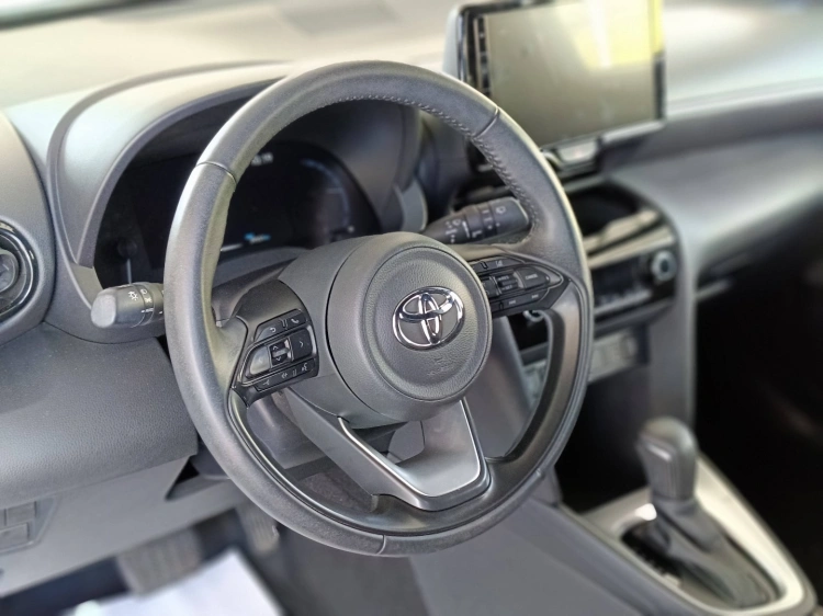 17 - Toyota Yaris Cross TOYOTA Yaris Cross 1.5 Hybrid 5p. E-CVT Trend