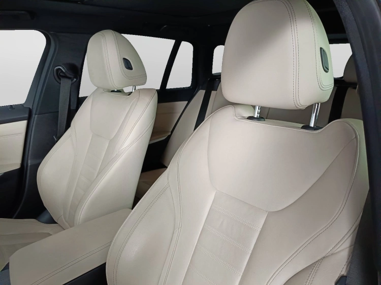 18 - BMW Serie 3 320d Touring mhev 48V MSport auto