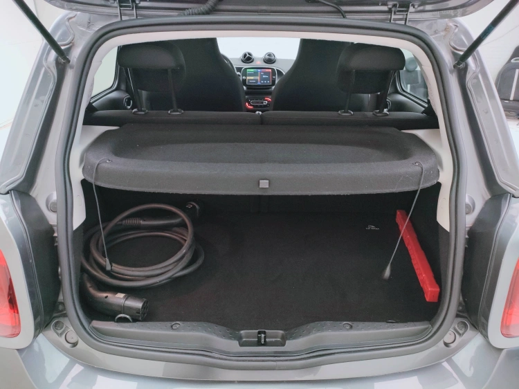 5 - smart forfour Forfour eq Passion 22kW