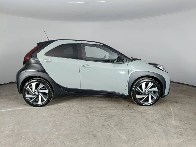 3 - Toyota Aygo X Aygo X 1.0 Lounge 72cv s-cvt