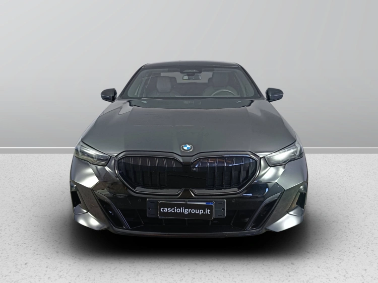 2 - BMW Serie 5 520d 48V sdrive MSport auto