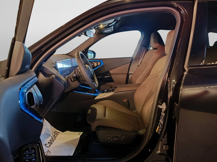 6 - BMW X3 BMW X3 30e xDrive