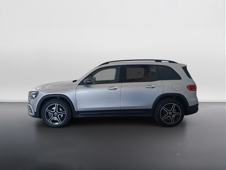 6 - Mercedes-Benz GLB 200 d Automatic 4MATIC