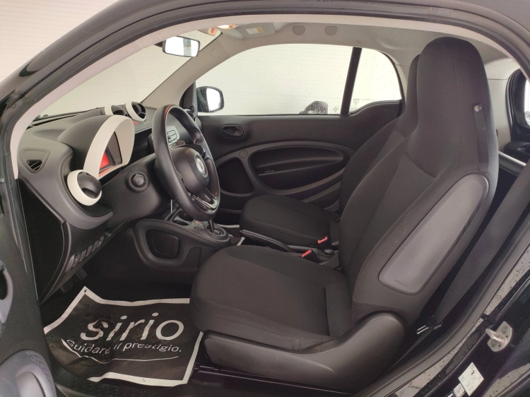 10 - smart fortwo Fortwo 1.0 Youngster 71cv twinamic