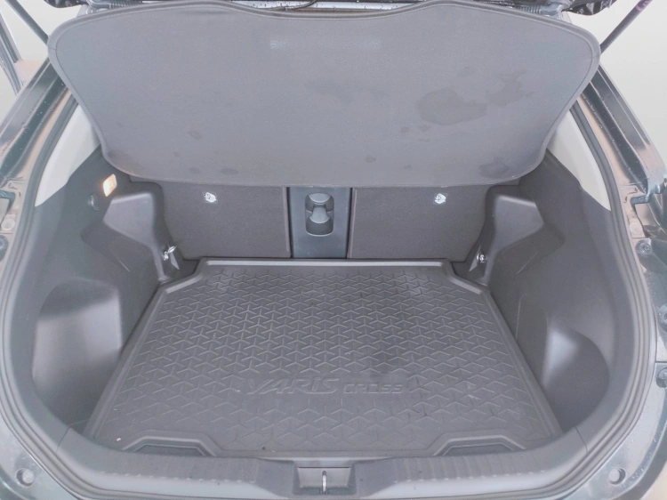 9 - Toyota Yaris Cross Yaris Cross 1.5h Lounge awd-i 116cv e-cvt