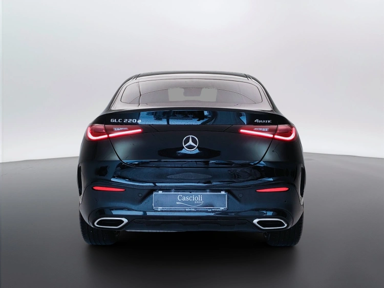 4 - Mercedes-Benz GLC 220 d AMG Line Premium Plus 4matic auto