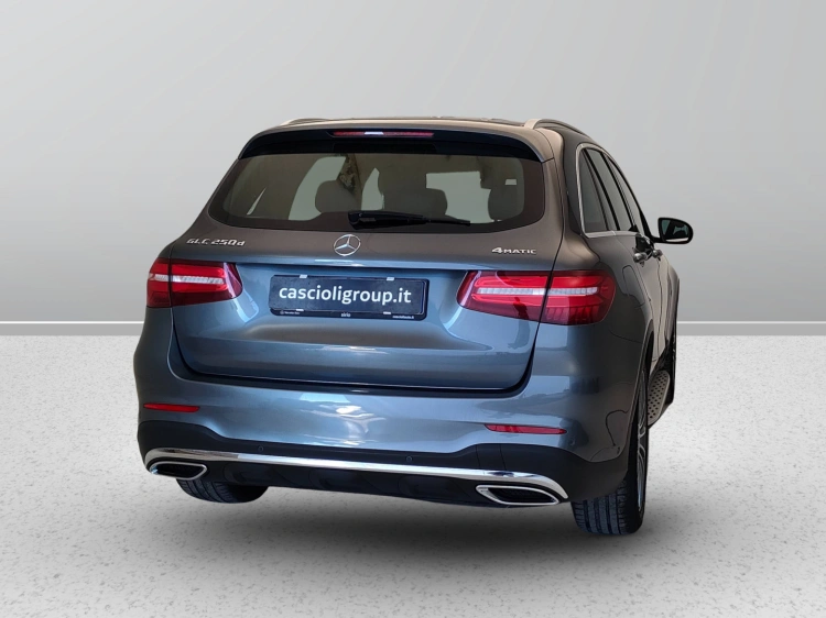6 - Mercedes-Benz GLC 250 d Premium 4matic auto