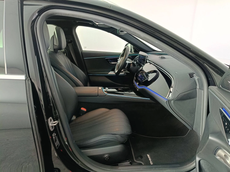 11 - Mercedes-Benz Classe E SW 220 d AMG Line Premium Plus auto