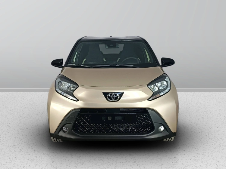 2 - Toyota AYGO X AYGO X 10B MT TREND MY24