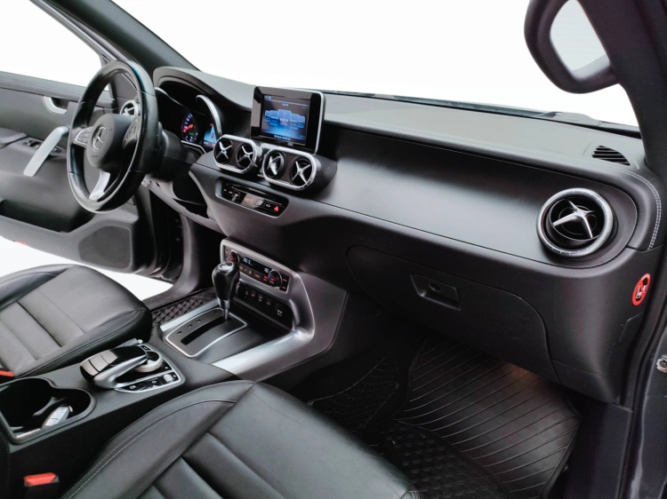 11 - Mercedes-Benz Classe X 350 d Power 4matic auto