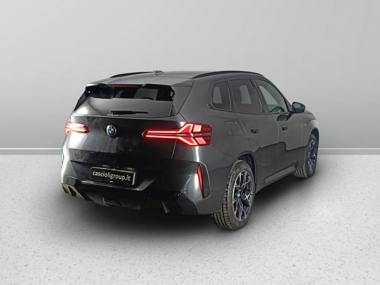 4 - BMW X3 BMW X3 40d xDrive