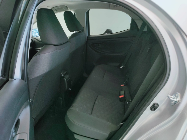 9 - Toyota Yaris YARIS 15H ECVT 5P TREND MY25