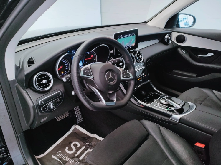 17 - Mercedes-Benz GLC 250 d Night Edition 4matic auto
