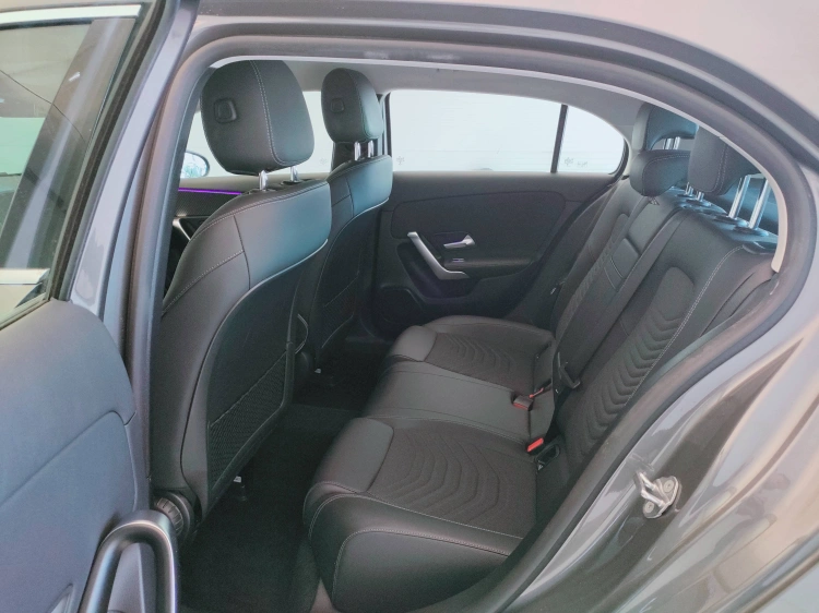 11 - Mercedes-Benz Classe A 180 d Progressive Advanced Plus auto