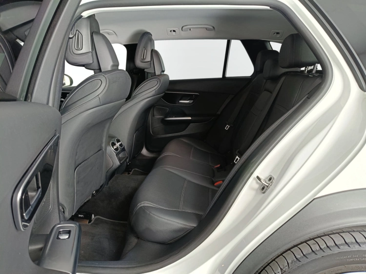 9 - Mercedes-Benz Classe C SW All-Terrain 220 d mhev Premium 4matic auto