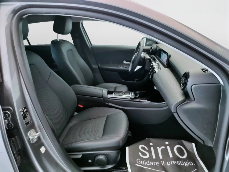 15 - Mercedes-Benz Classe A 180 d Advanced auto