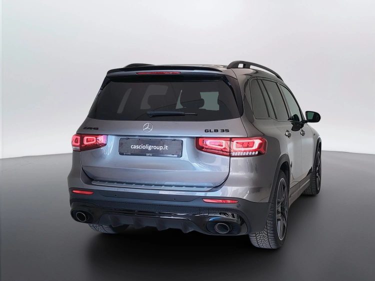 5 - Mercedes AMG GLB GLB AMG 35 4matic auto