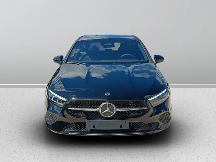 2 - Mercedes-Benz Classe A 180 d Automatic