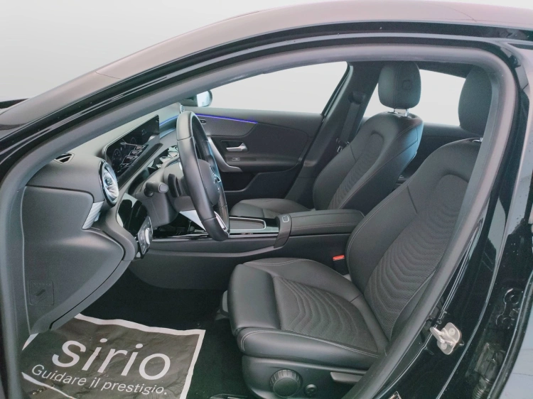 16 - Mercedes-Benz Classe A 180 d Progressive Advanced Plus auto