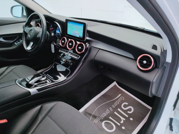 12 - Mercedes-Benz Classe C SW 220 d (bt) Premium auto