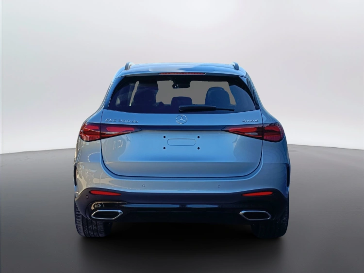 5 - Mercedes-Benz GLC 300 de 4MATIC