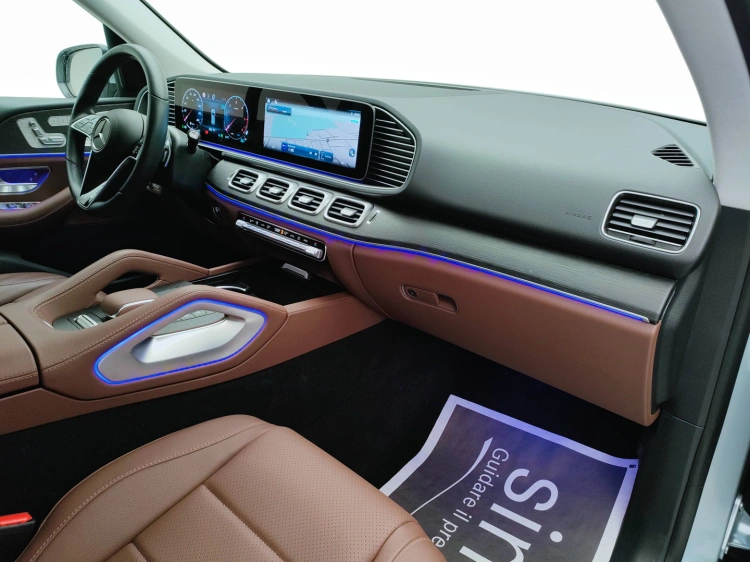 9 - Mercedes-Benz GLE 300 d AMG Line Advanced Plus 4matic auto