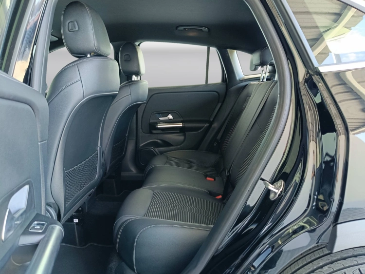 9 - Mercedes-Benz GLA 180 d Sport Plus auto