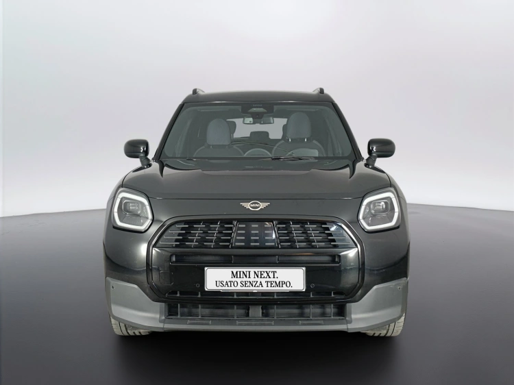 2 - MINI Countryman Mini Countryman 2.0 48V D Classic auto